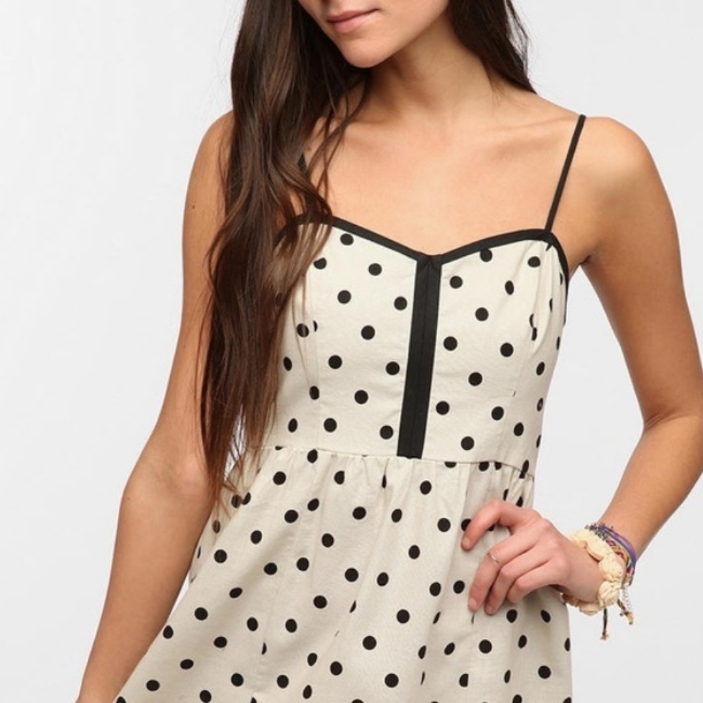 Urban Outfitters | COPE linen polkadot dress